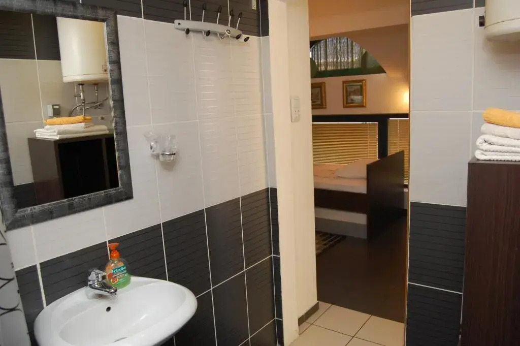 Apartments Iva