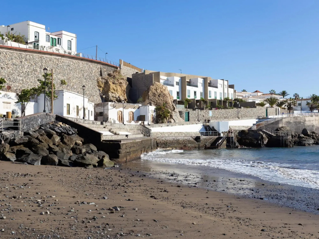 Porís 4