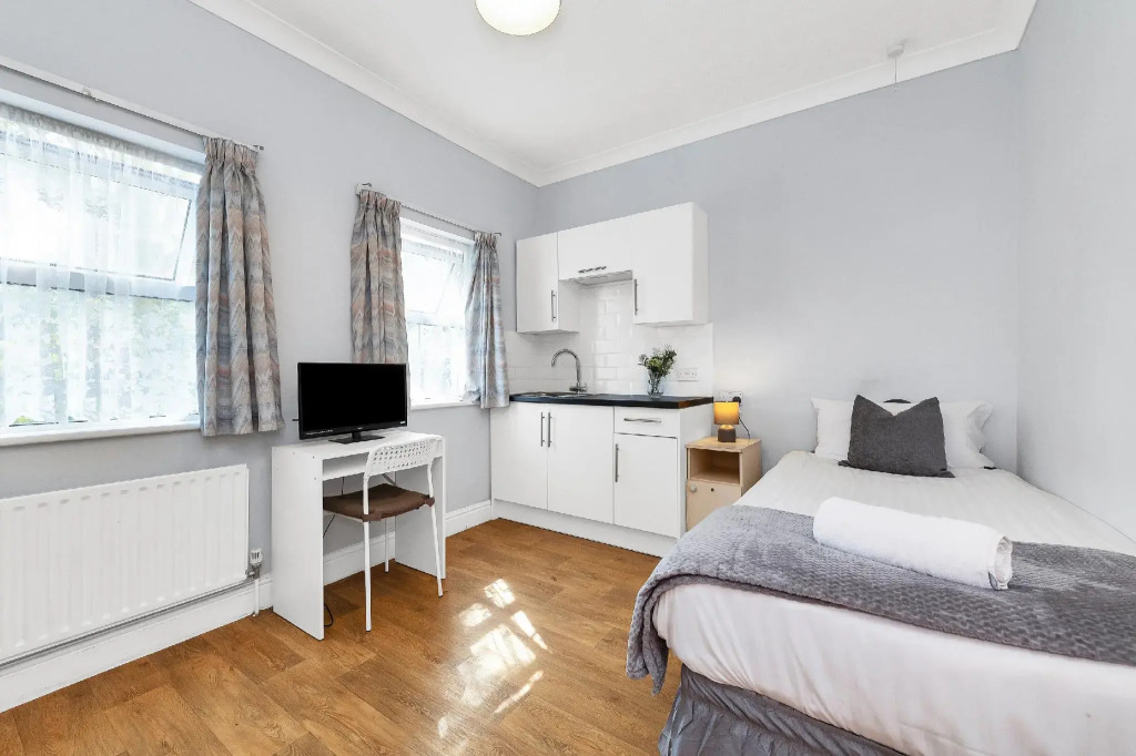 Shelford Lodge