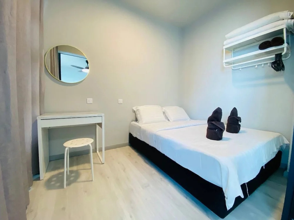 Jesselton Quay Suites