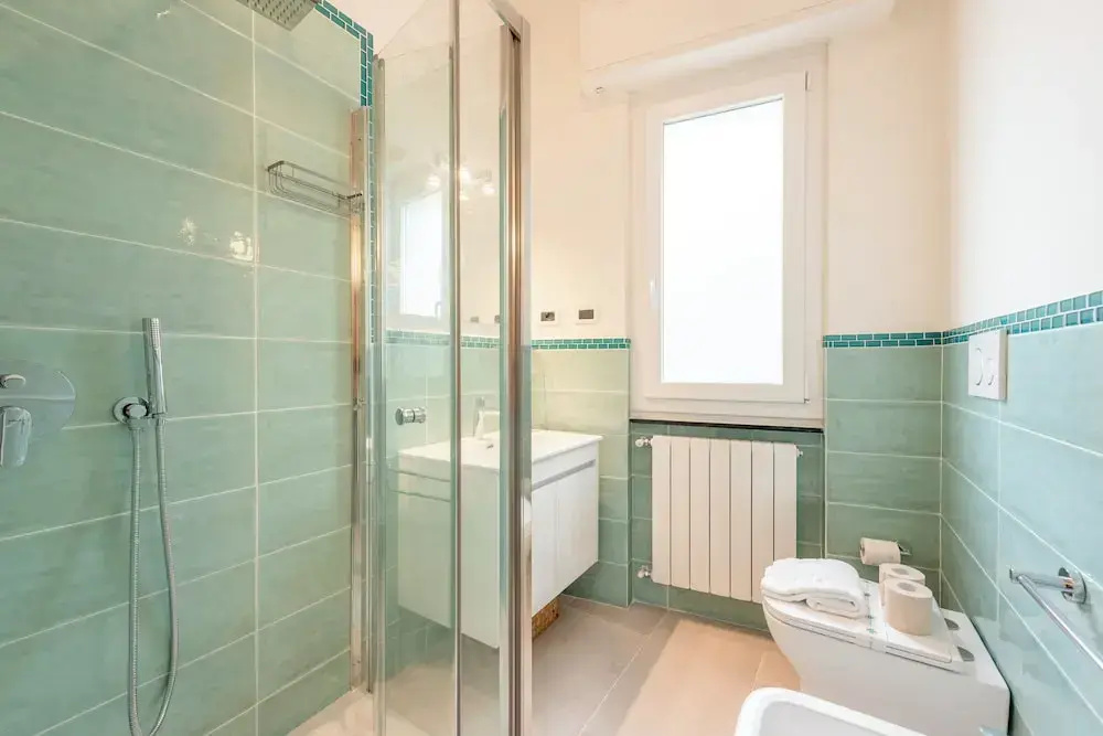 Blissful Flat for 6 Close To The Beach