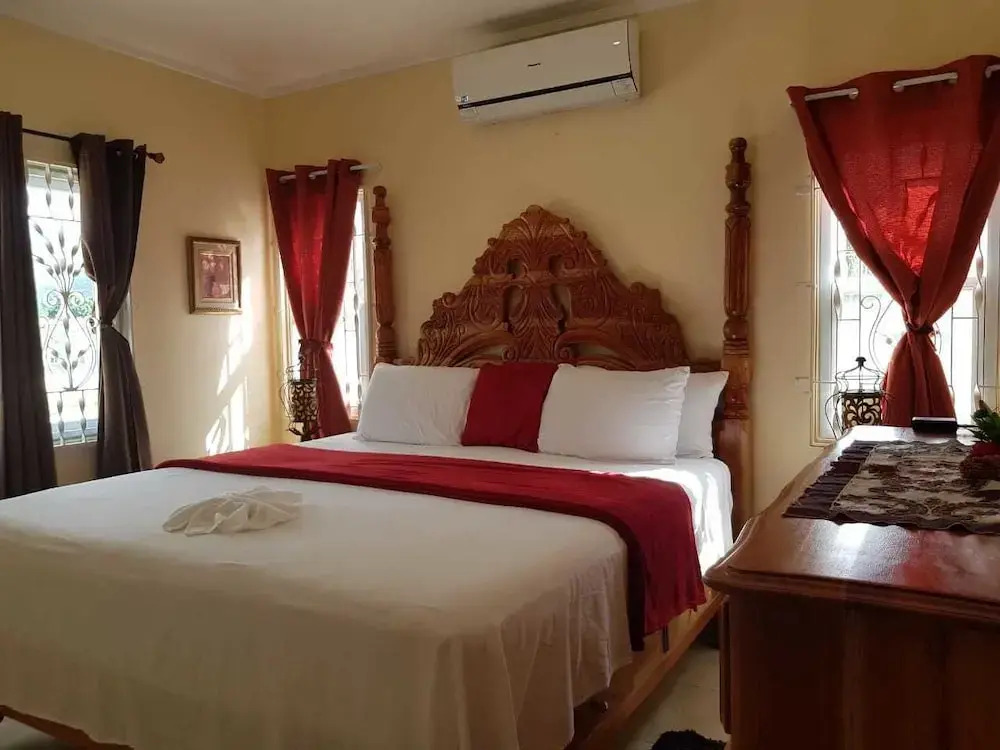 Meadows Cozy 2BDR House