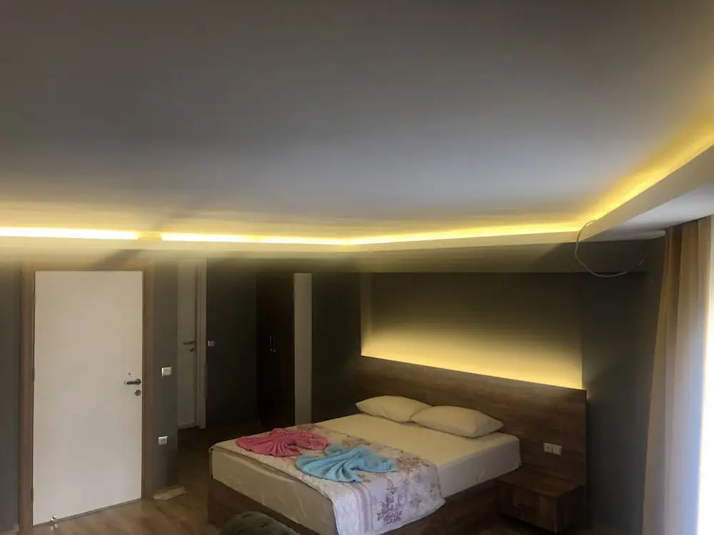 H&M Residence