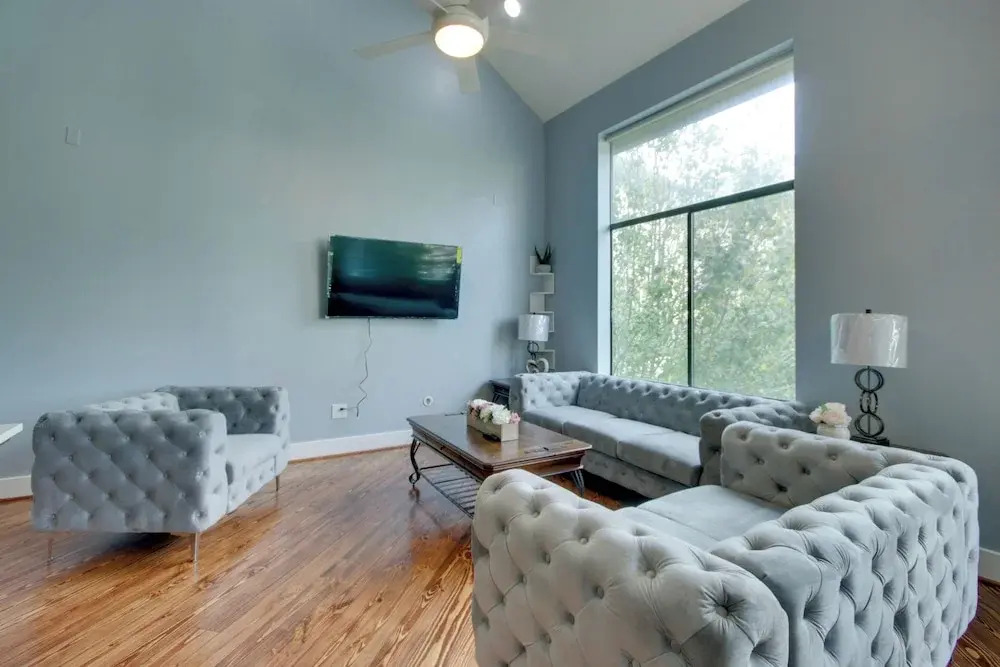 Spacious Eado Getaway < 1 Mi to Toyota Center!