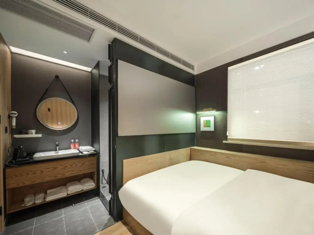 RU WEI EXQUISITE Hotel