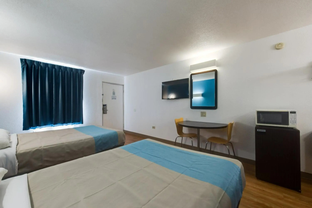 Motel 6-Kingston, TN
