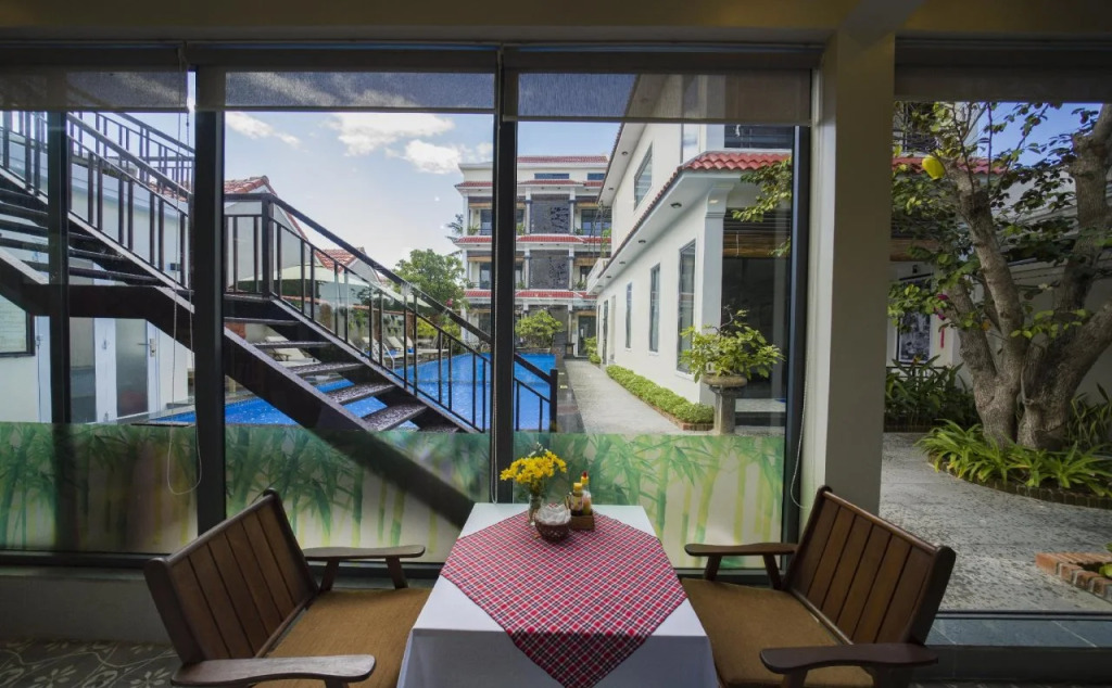 River Waves Villa