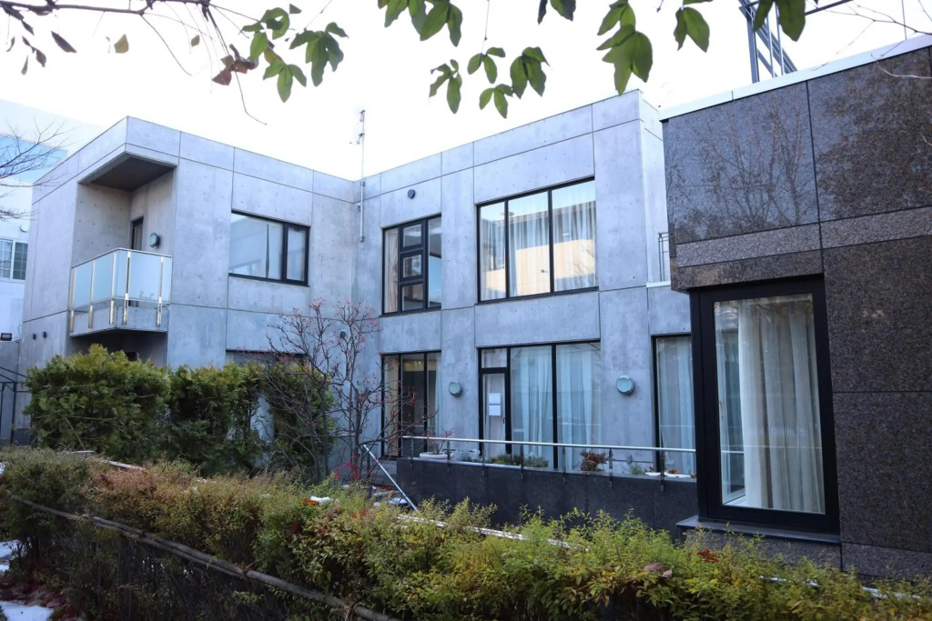 Sapporo Luxury House