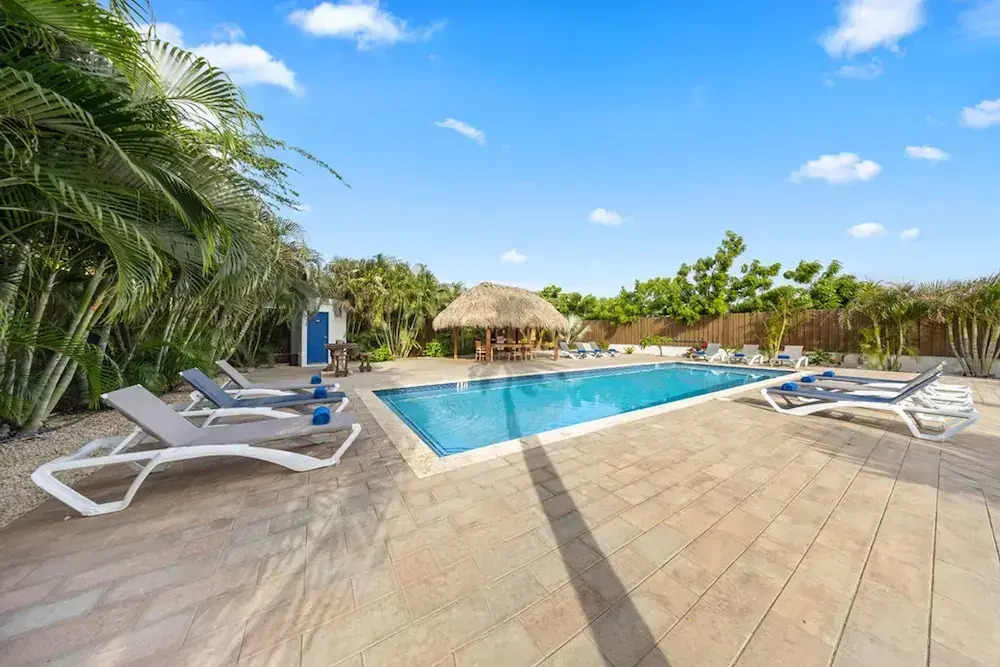 Turibana Plaza Suite 8