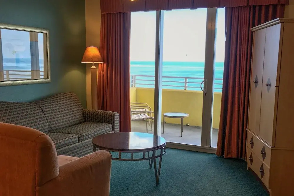 Ocean Walk 2424a