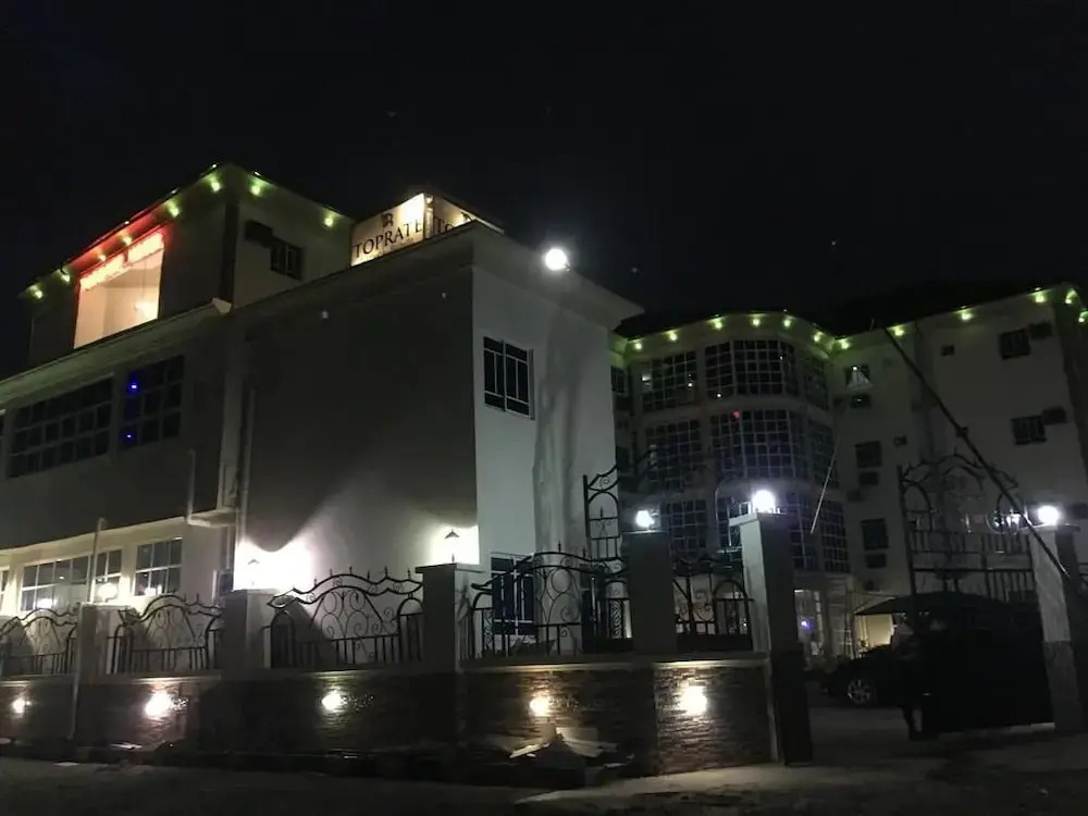 Top Rate Hotel