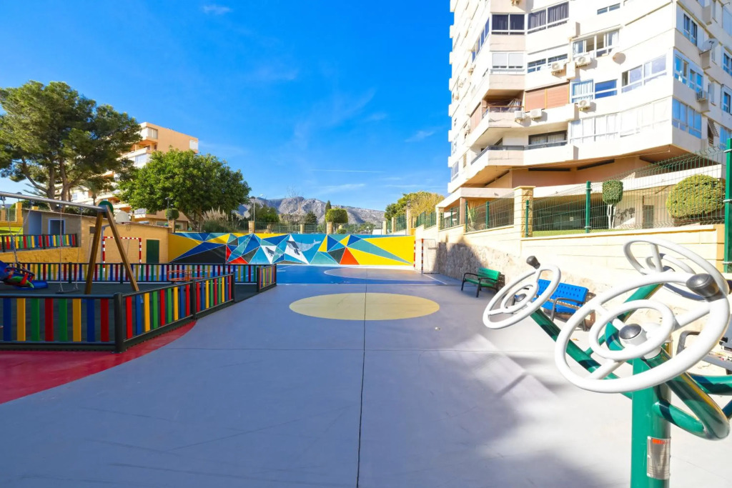 Sunrise Apartment 924