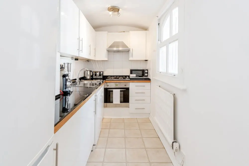 Earls Court Road Apartments