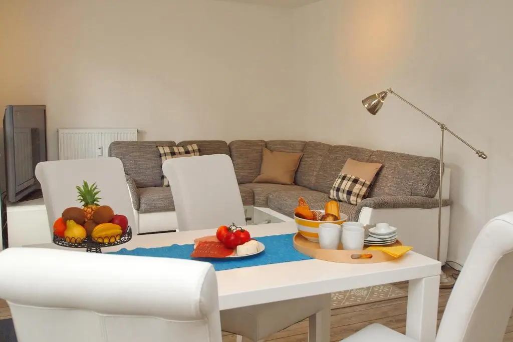 Residenz von Flotow Wohnung 01