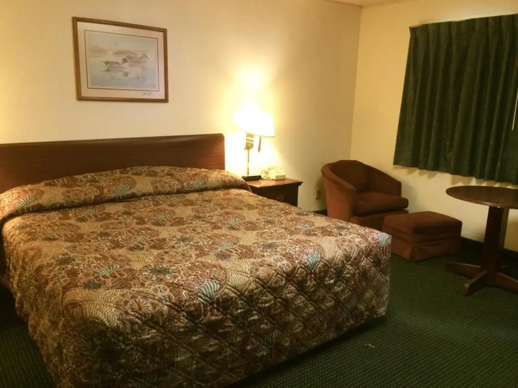 Rodeway Inn South
