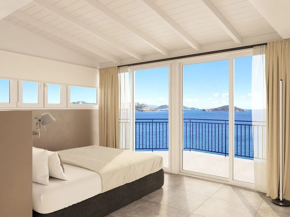 The Rock Suites
