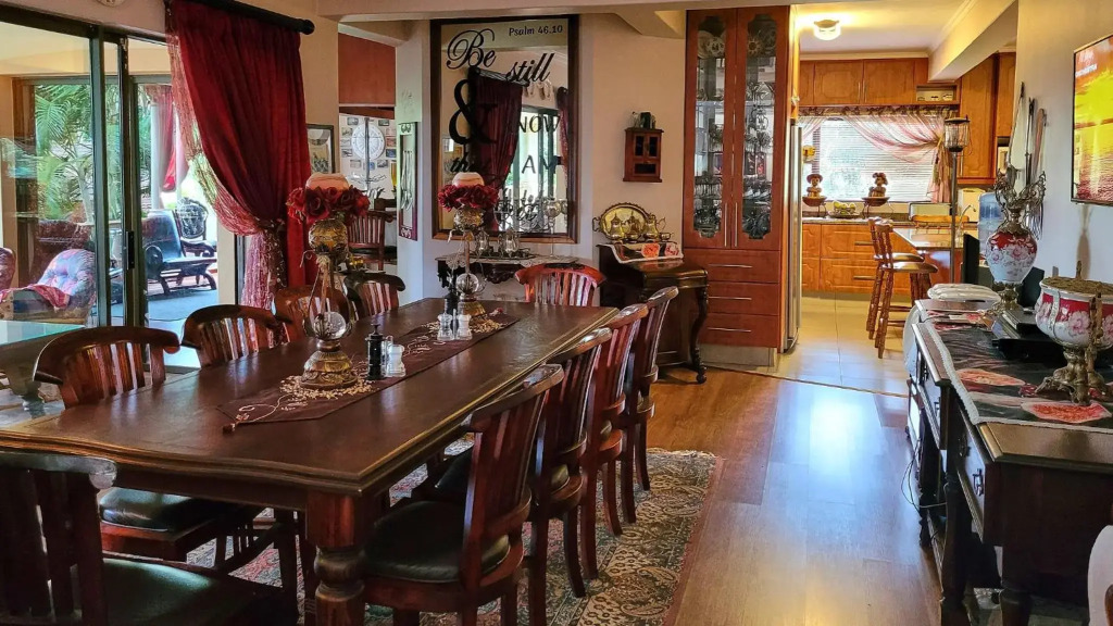 Casa Alegre Guesthouse