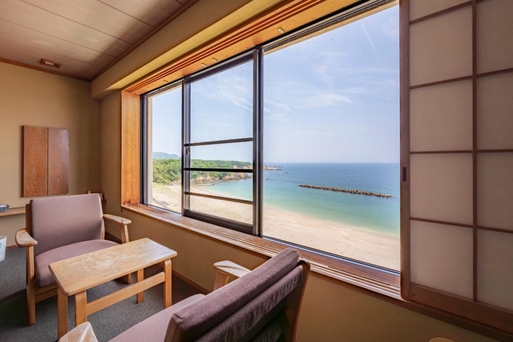 Shima Beach Hotel