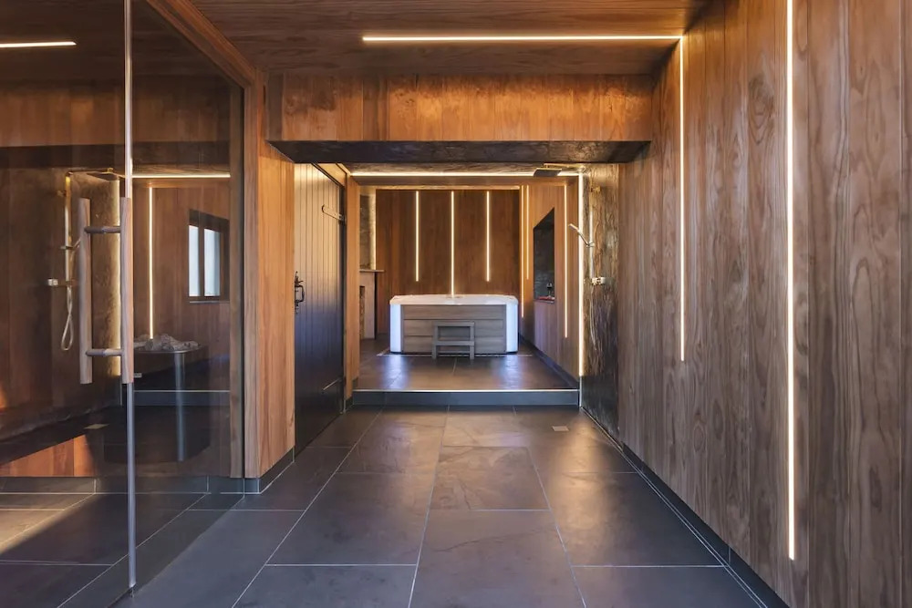 Richmond Place - Apartment in Private Mansion