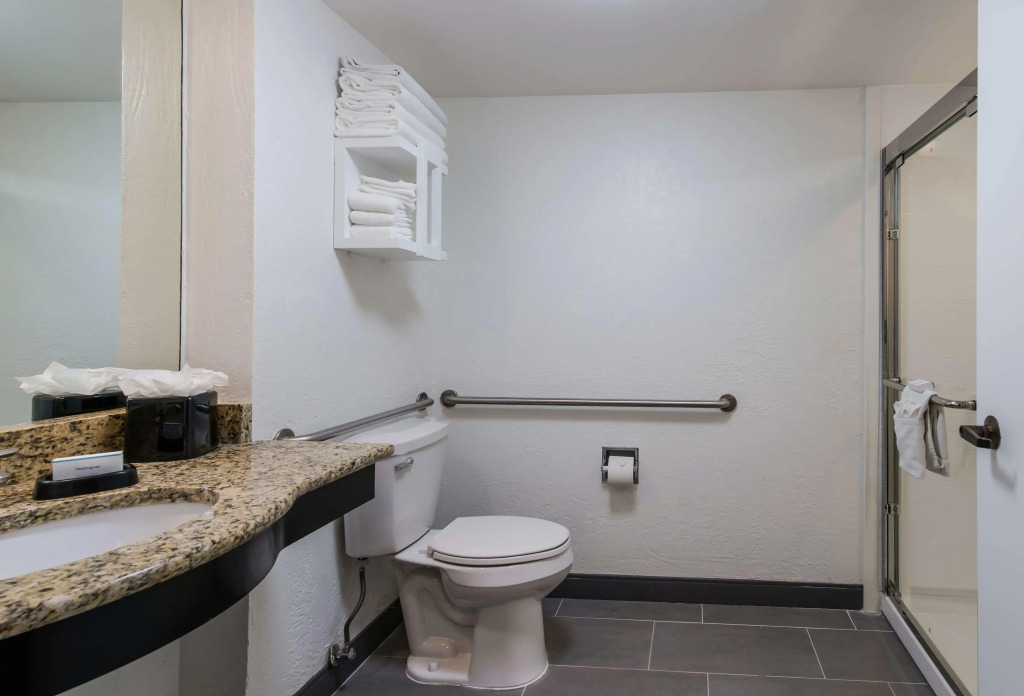 Hampton Inn & Suites Chicago-Hoffman Estates