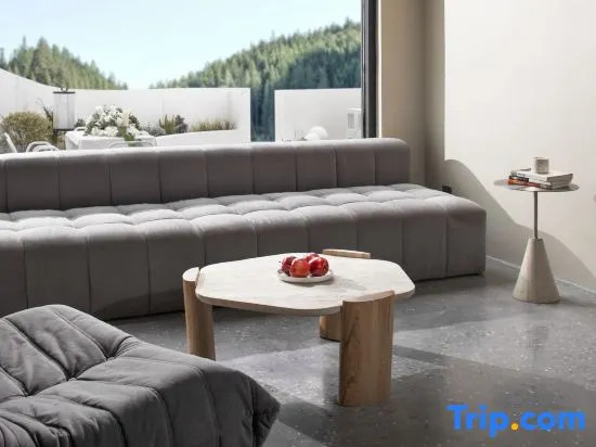Jishe·Meet Lanshan Private Tang Hot Spring·Designer Homestay (Yunshang Grassland Resort)