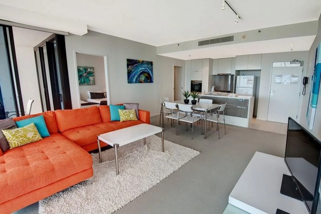 Ultra Broadbeach