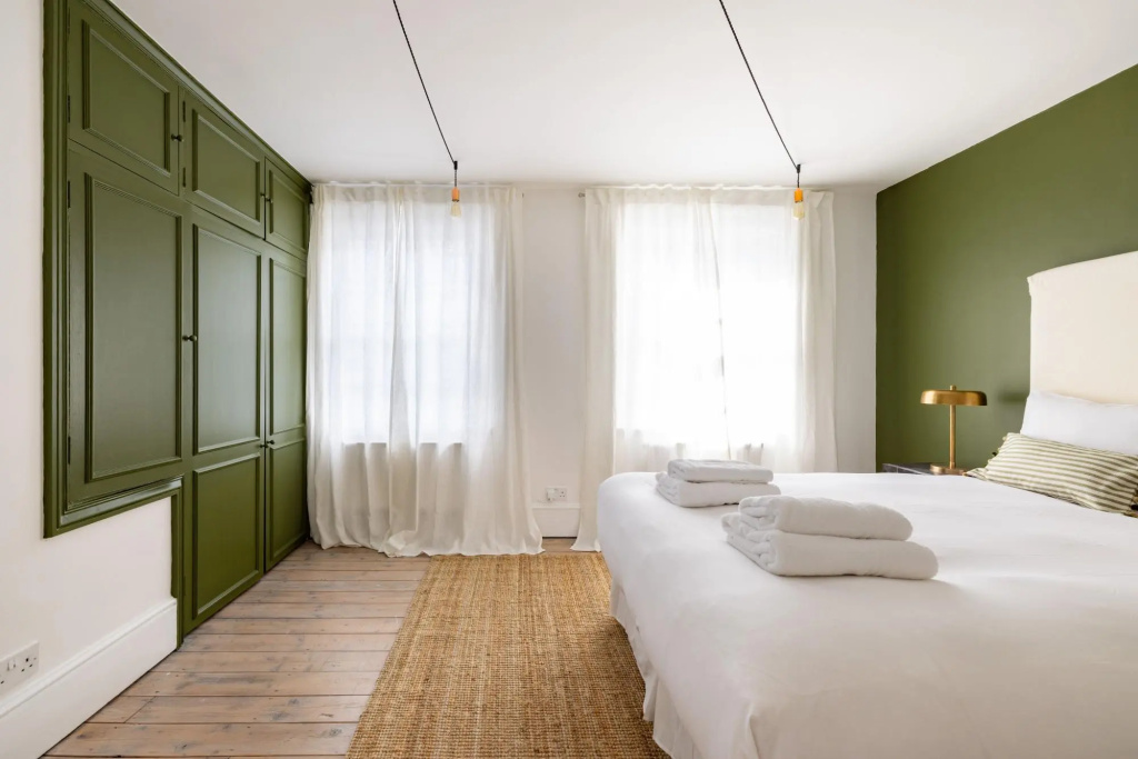 The Marylebone Mews House - No 2 - by House of Kip