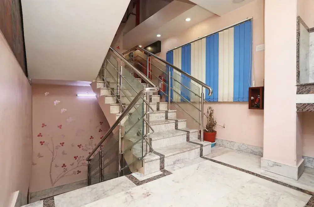 Collection O 7741 Hotel Hamza International