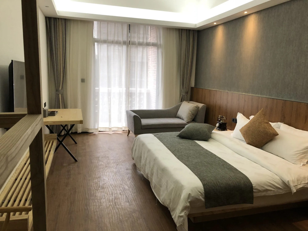 Lin Yin Art Hotel Shanghai Pudong PVG Airport Disneyland Free Shuttle