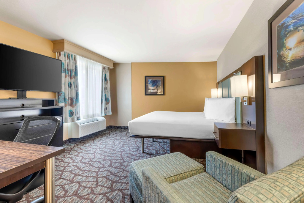 Best Western Plus Oceanside Palms