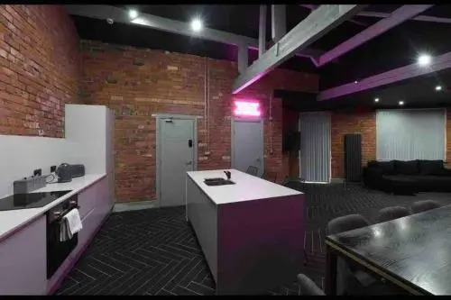 Casa Nomade Penthouse Slps 20 People Mcr Centre