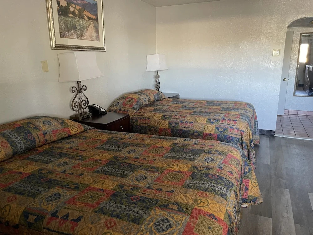 Travelodge By Wyndham Farmington Hwy 64