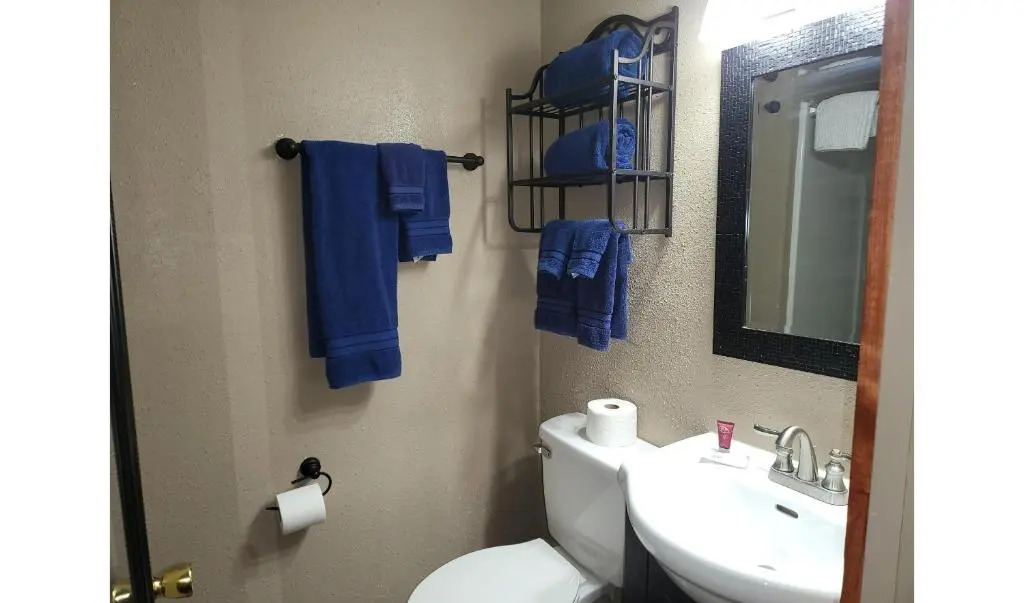 KJs Inn and Suites By OYO Gettysburg US Hwy 212