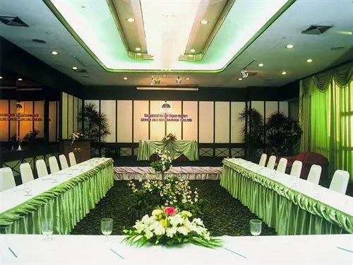 Grande Ville Hotel