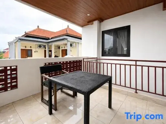 Urbanview Hotel Arta Guna Casa 2