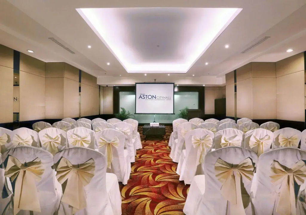 Grand City Hall Hotel & Serviced Residences