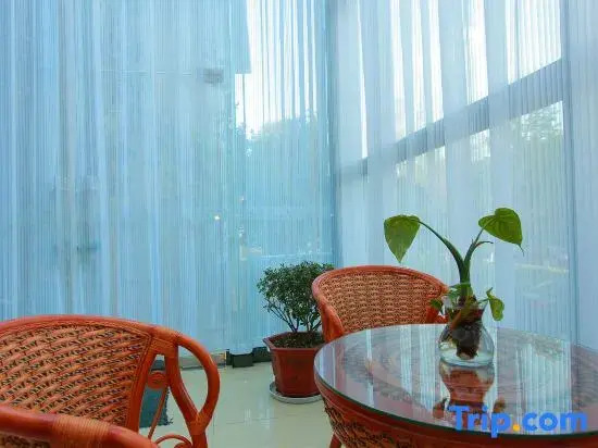 Yunnan Normal University Guesthouse