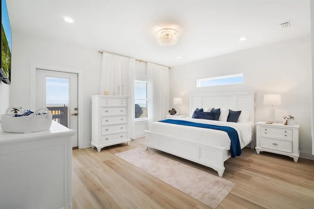 The Anchored Lighthouse - 2630 Bienville Blvd 5 Bedroom Home by RedAwning