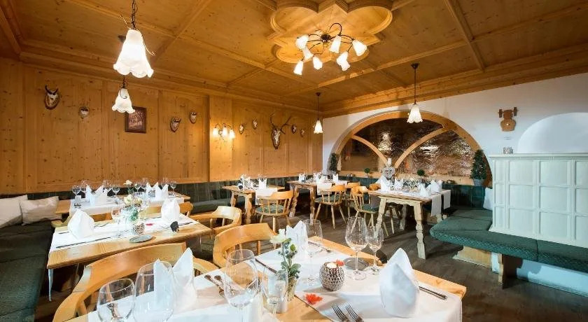 Hotel Bellaval Scuol