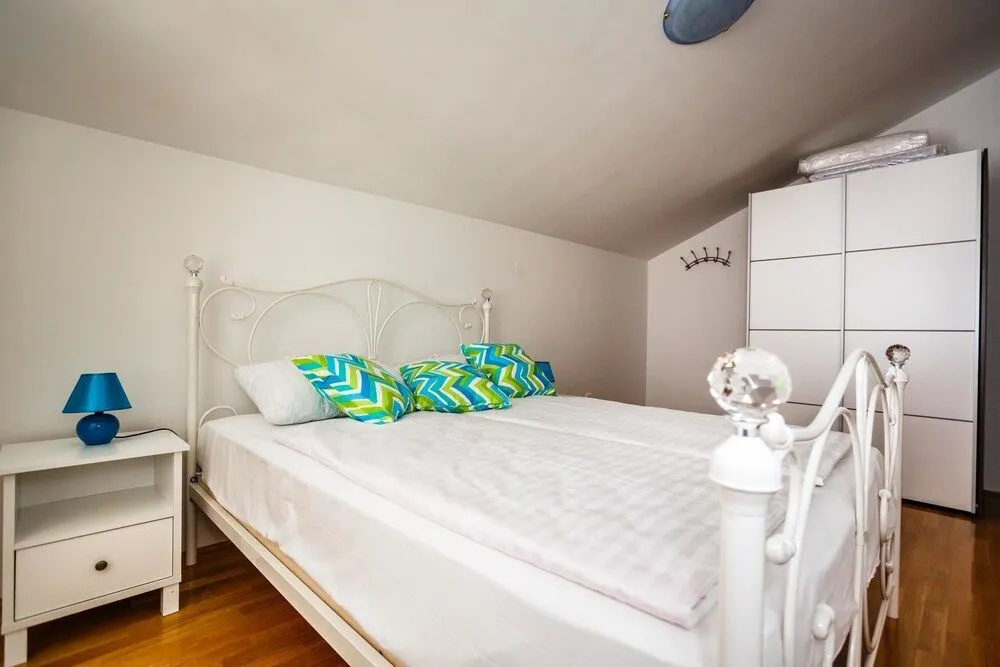 Mare & Mons Seafront Apartments