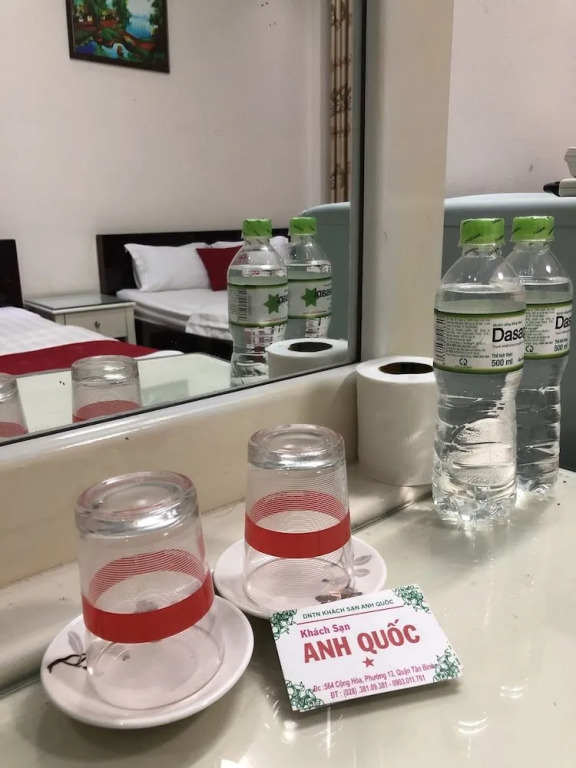 Anh Quoc Hotel