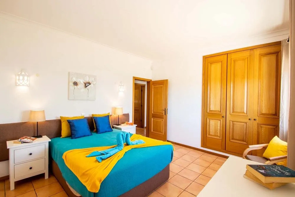 Villa Boracay - com Piscina Aquecível e Praia a Pé em Albufeira