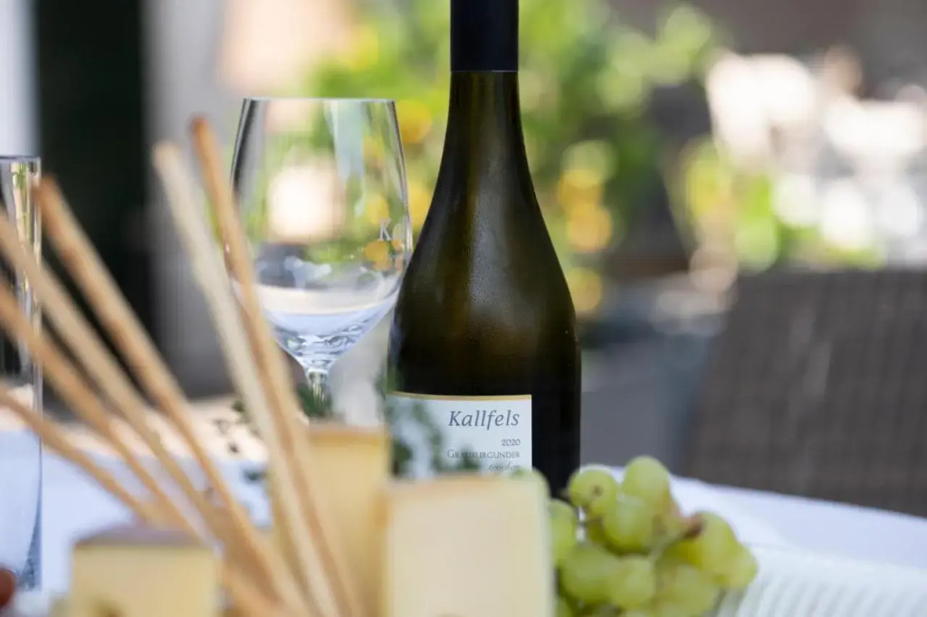 Wein und Landhaus Kallfels