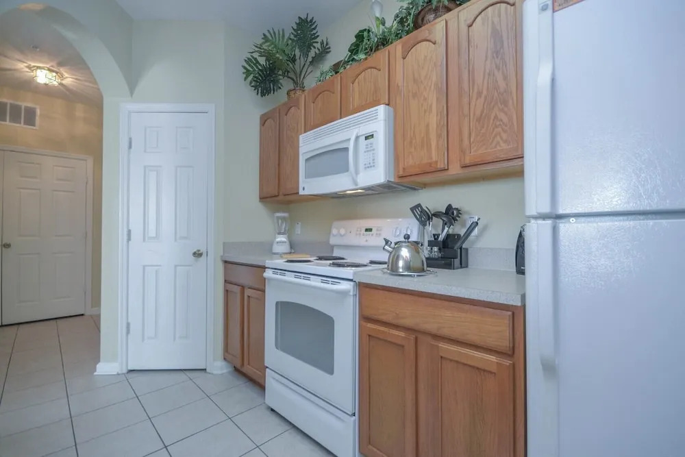 2781 Almaton Loop #205