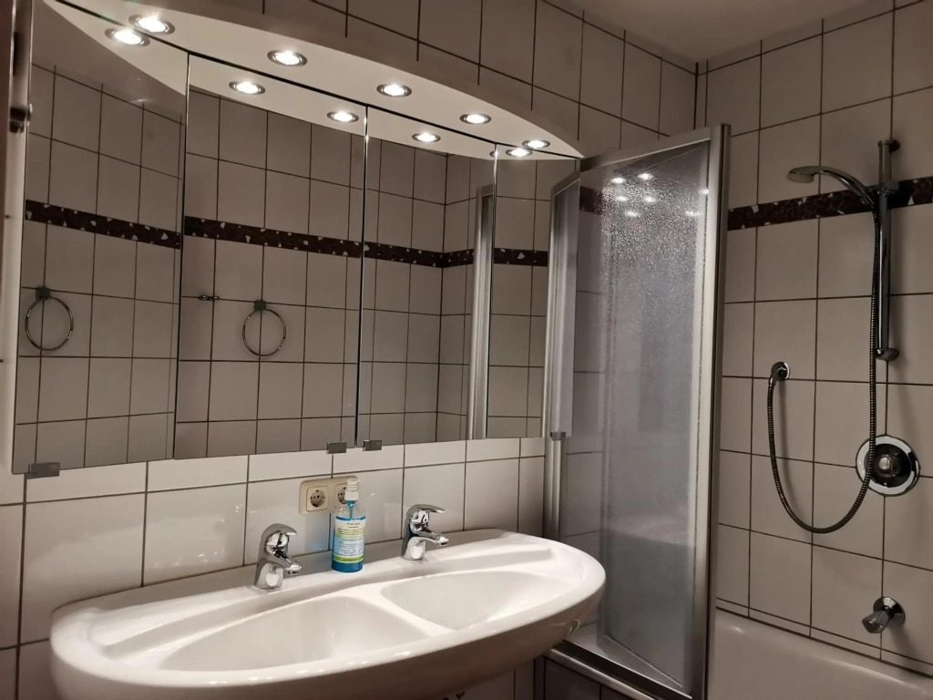 Hallenbad Wohnung