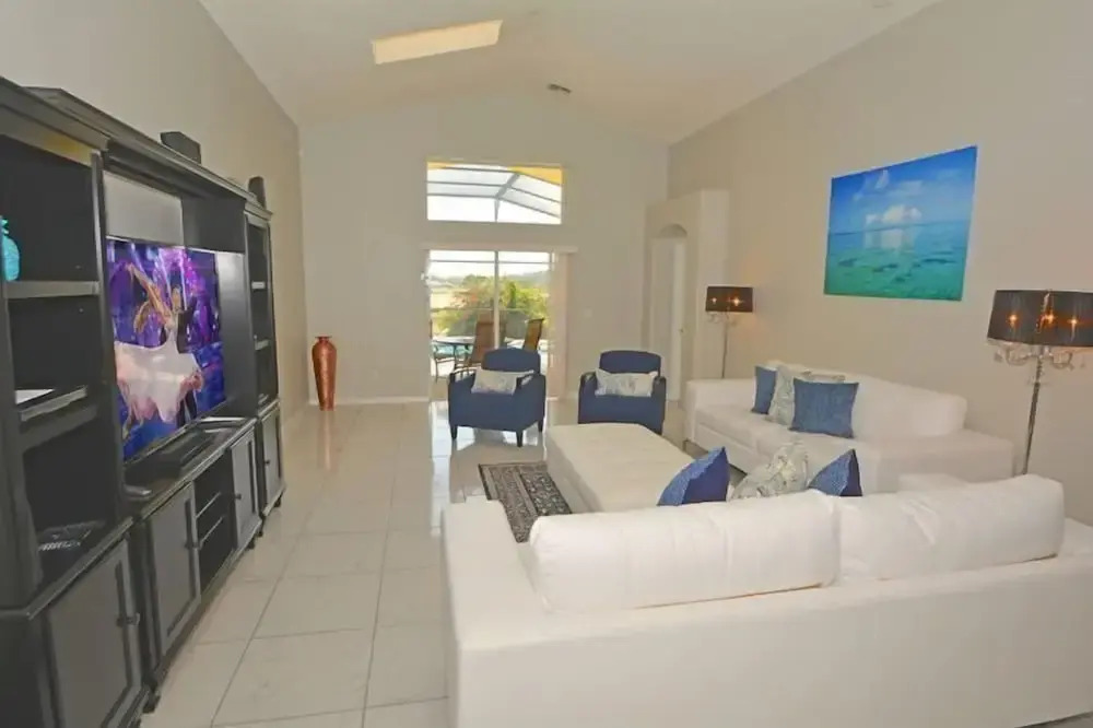 5 Bedroom 4 Bathroom Pool Home in Kissimmee FL
