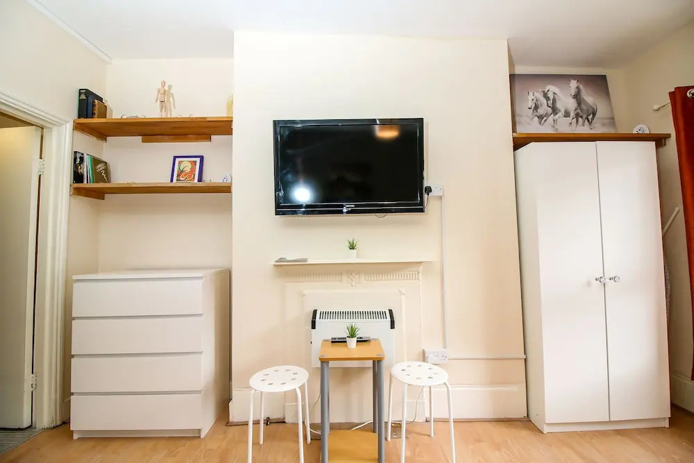 Simple Studio flat in heart of Brick ln