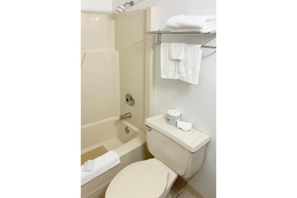 Days Inn Lake Saint Louis