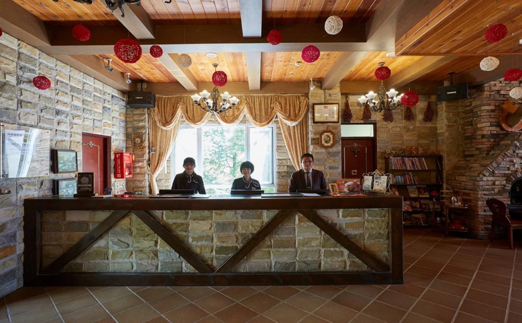 Florence Resort Villa - Italianate Villa