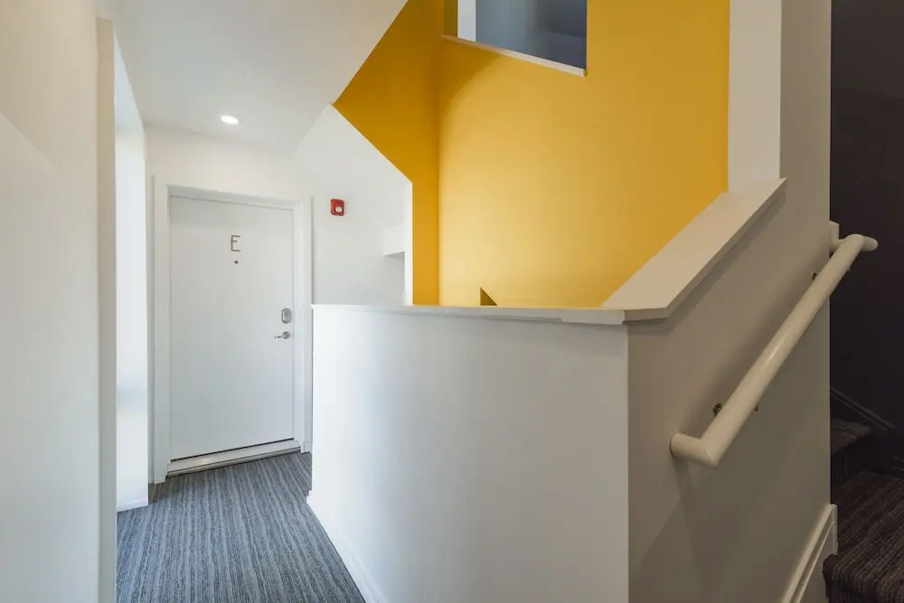 Abode XS House 1-bedroom With 20' Ceilings